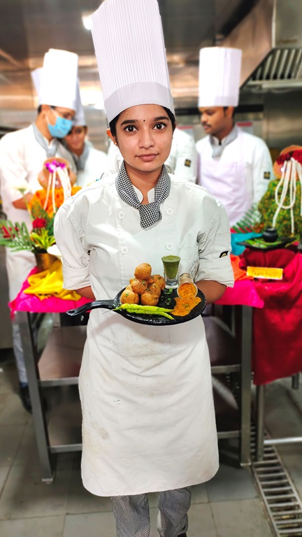 aloo bonda, hotel management college iihmca